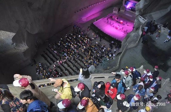 東都寶公司員工，聚首長(zhǎng)嶼硐天